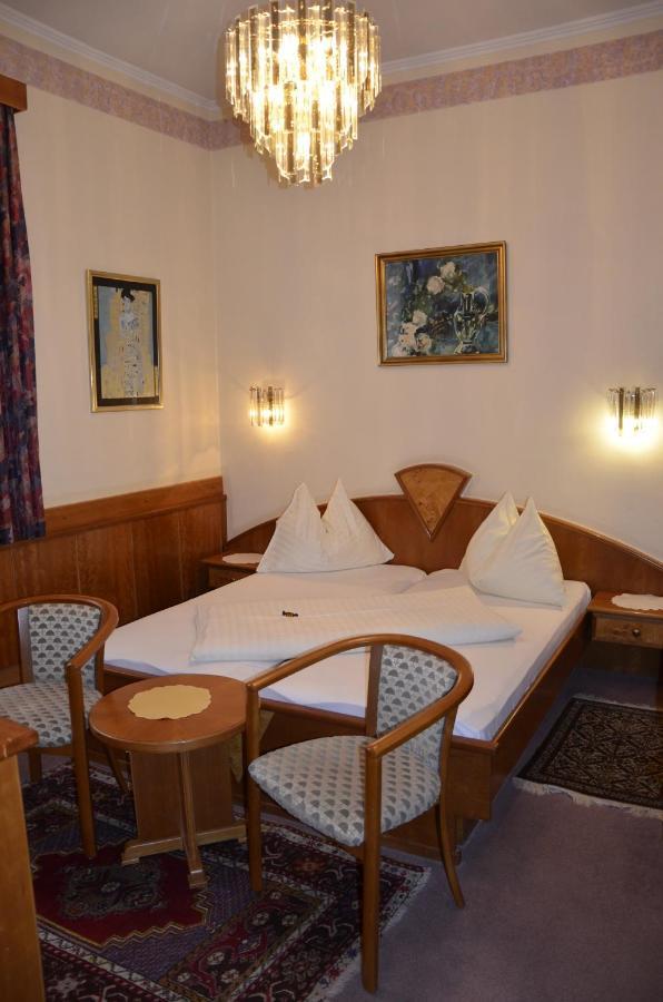 Cityhotel Ratheiser クラーゲンフルト エクステリア 写真
